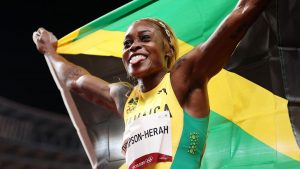 Tokyo 2020: Elaine Thompson Herah shatters Olympic record on her way to 200m gold.