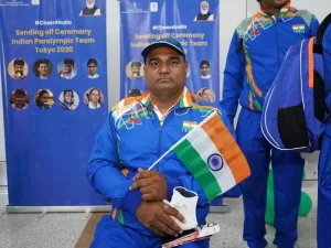 Vinod kumar after winning the bronze medal