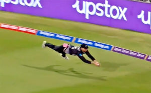 mind blowing catch by devon conway