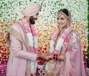 Jasprit Bumrah features alongside others in Indian cricketers who are younger than their wives