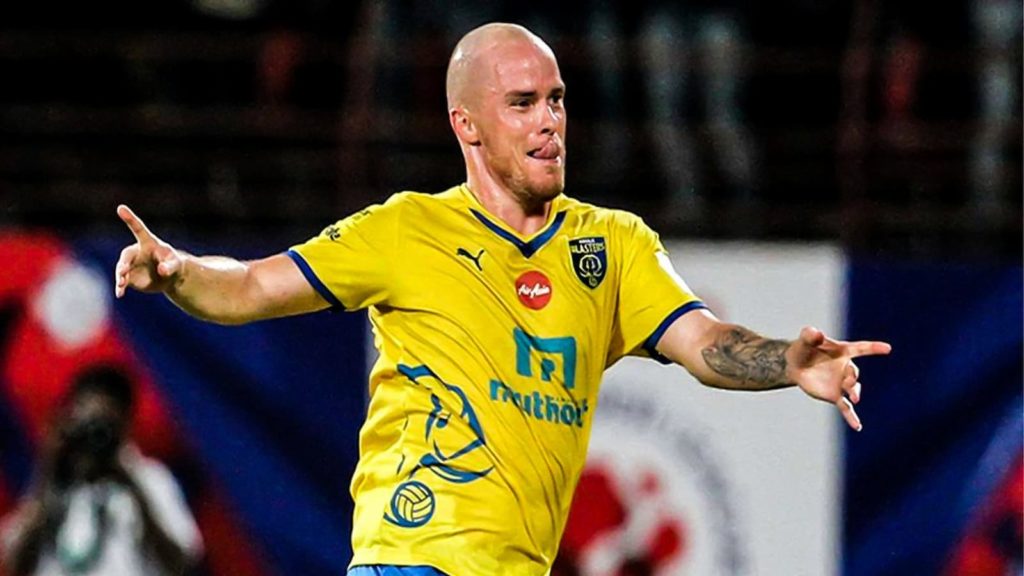 Iain Hume- Top 5 players to score most penalties in ISL
