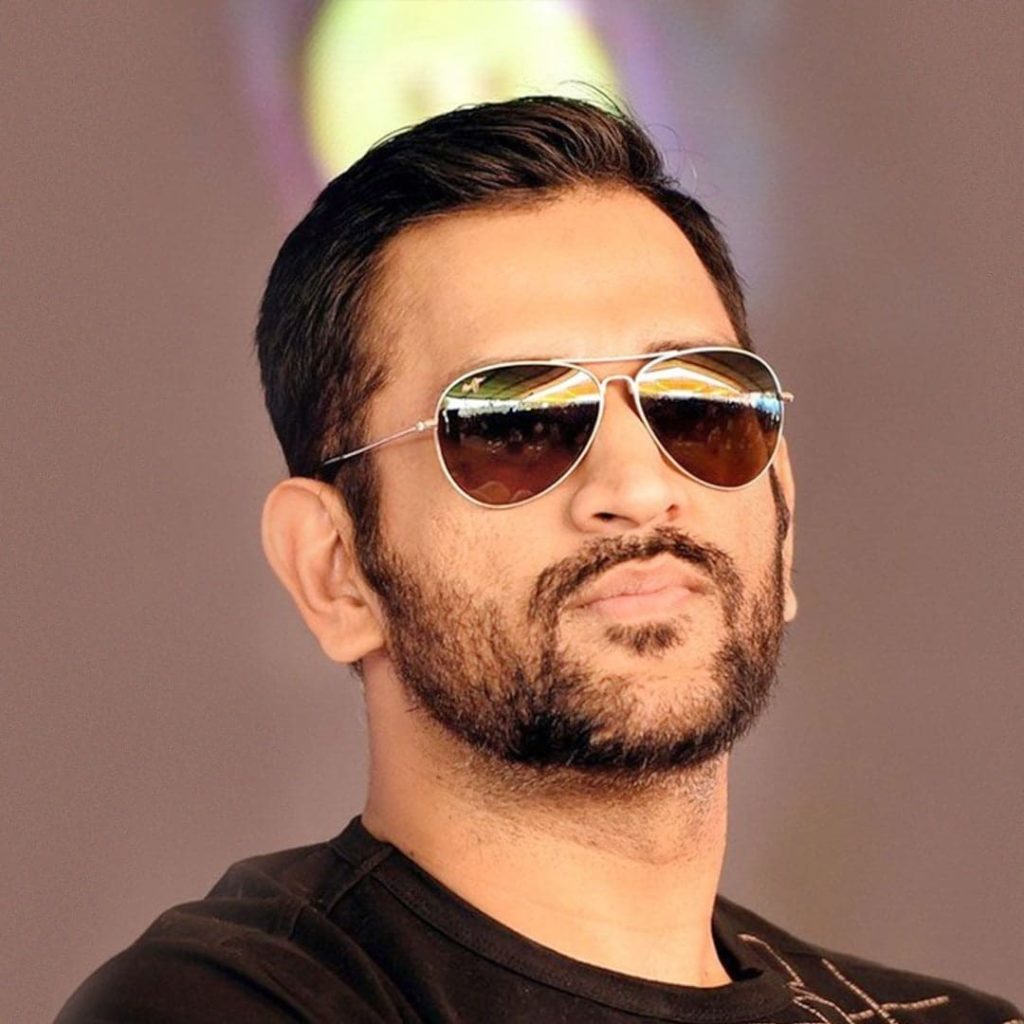 Dhoni 