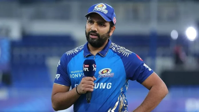 ROHIT SHARMA SHARES THOUGHTS WITH MI TEAM
