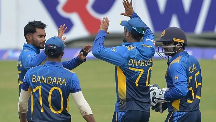Sri Lanka Cricket announce players with central contract. Sri lanka players celebrating after a wicket