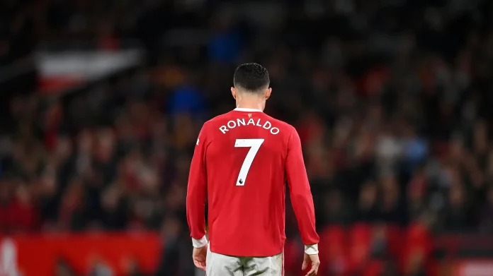 Ronaldo forced to stay at Manchester United?