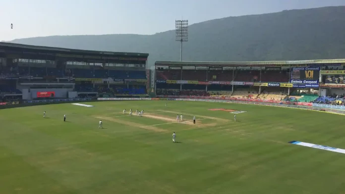 Dr YS Rajasekhara Reddy Cricket Stadium Vizag Seating Capacity