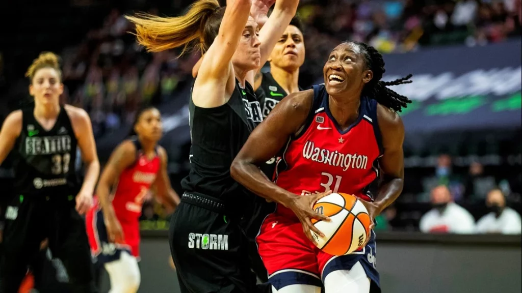 Storm vs Mystics in a match previously.