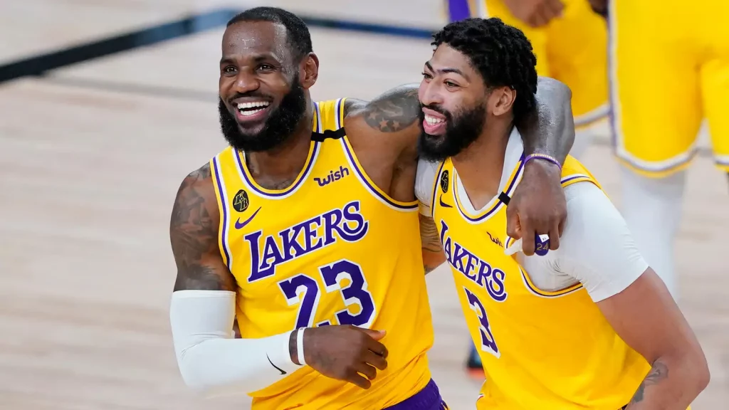 Los Angeles Lakers News: NBA Expert Predicts LA's Lineup for this season.