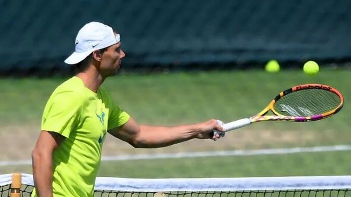 Rafael Nadal back on practice court as Spaniard recovers from abdominal injury