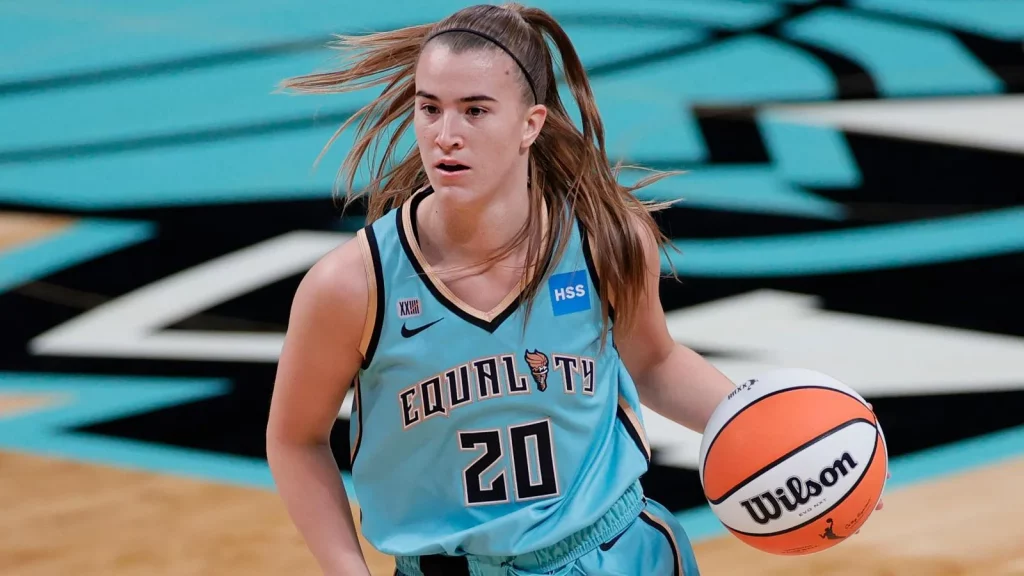 Sabrina Ionescu during a game.