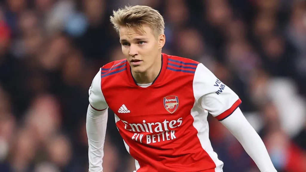 Arsenal vs Aston Villa: Martin Odegaard