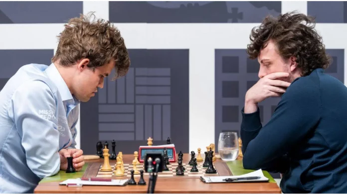 Magnus Carlsen vs Hans Niemann