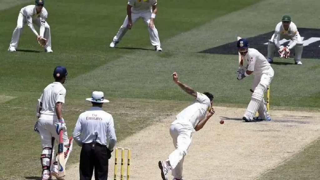 Mitchell Johnson emphasizes bowling in right line and length 