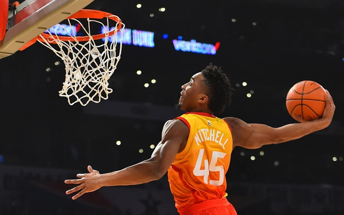 Donovan Mitchell is the 2018 Dunk Contest winner.