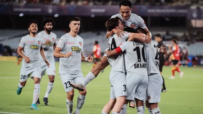FC Goa celebrates Carlos Pena's comeback as coach with a stoppage-time victory over East Bengal