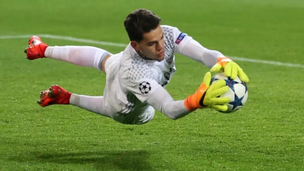  Ederson Santana de Moraes