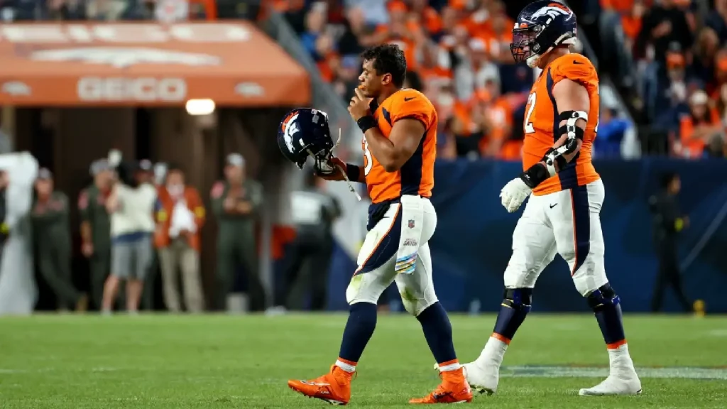 Wilson shoulders blame as Broncos fall 12-9 to Colts in OT - Sentinel  Colorado