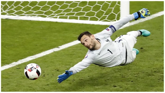 Hugo Lloris Age, Height, Jersey Number, Family, and Stats.