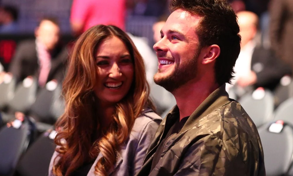 Kris Bryant Wife (Jessica Delp) Age, Height, Net Worth 2023, Twins, Ig