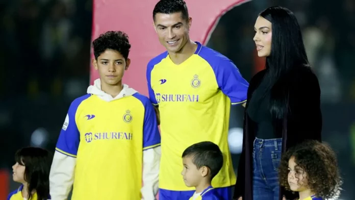 Cristiano Ronaldo forced to delay his Al-Nassr debut as a result of Manchester United's punishment