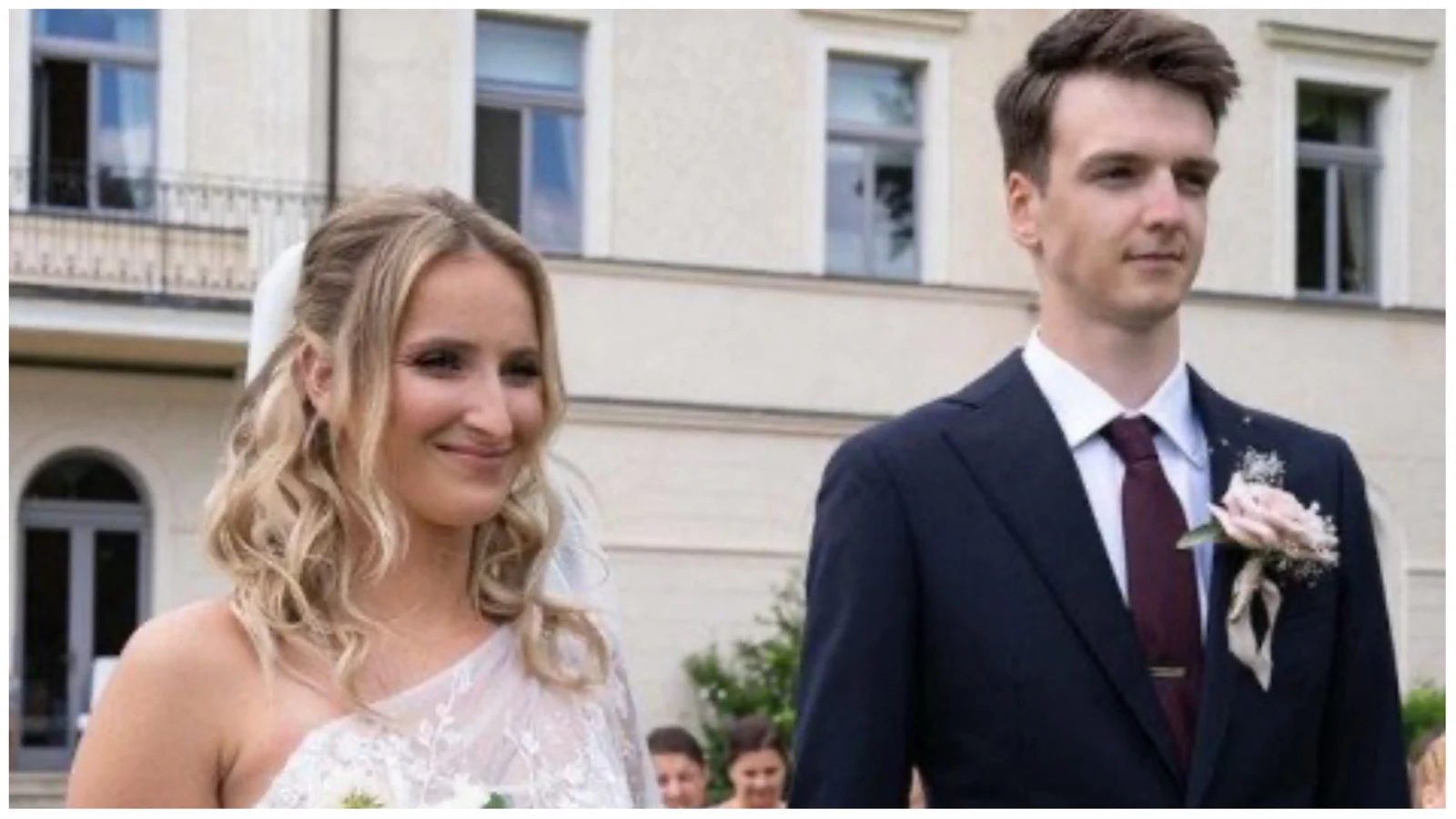 Who is Ondrej Palat Wife? Know all about Barbora Bartikova