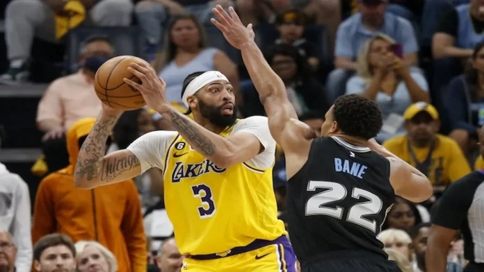 Anthony Davis Scores 31 Points as the Lakers upset the Grizzlies 111-101 to take a 2-1 series lead