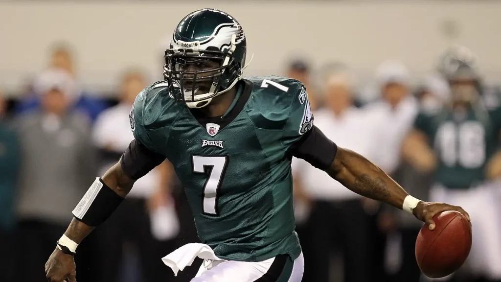 Michael Vick is also included in NFL's Best Short Quarterbacks of all time
