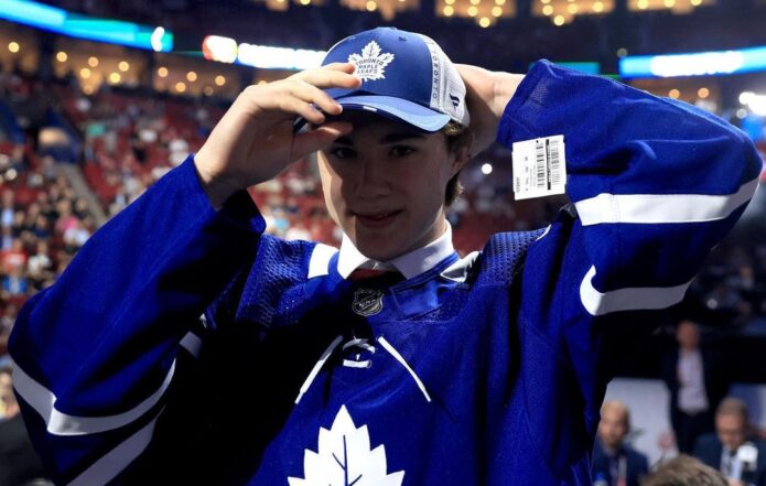 Maple Leafs Captain John Tavares Invites Fraser Minten And Matthew ...